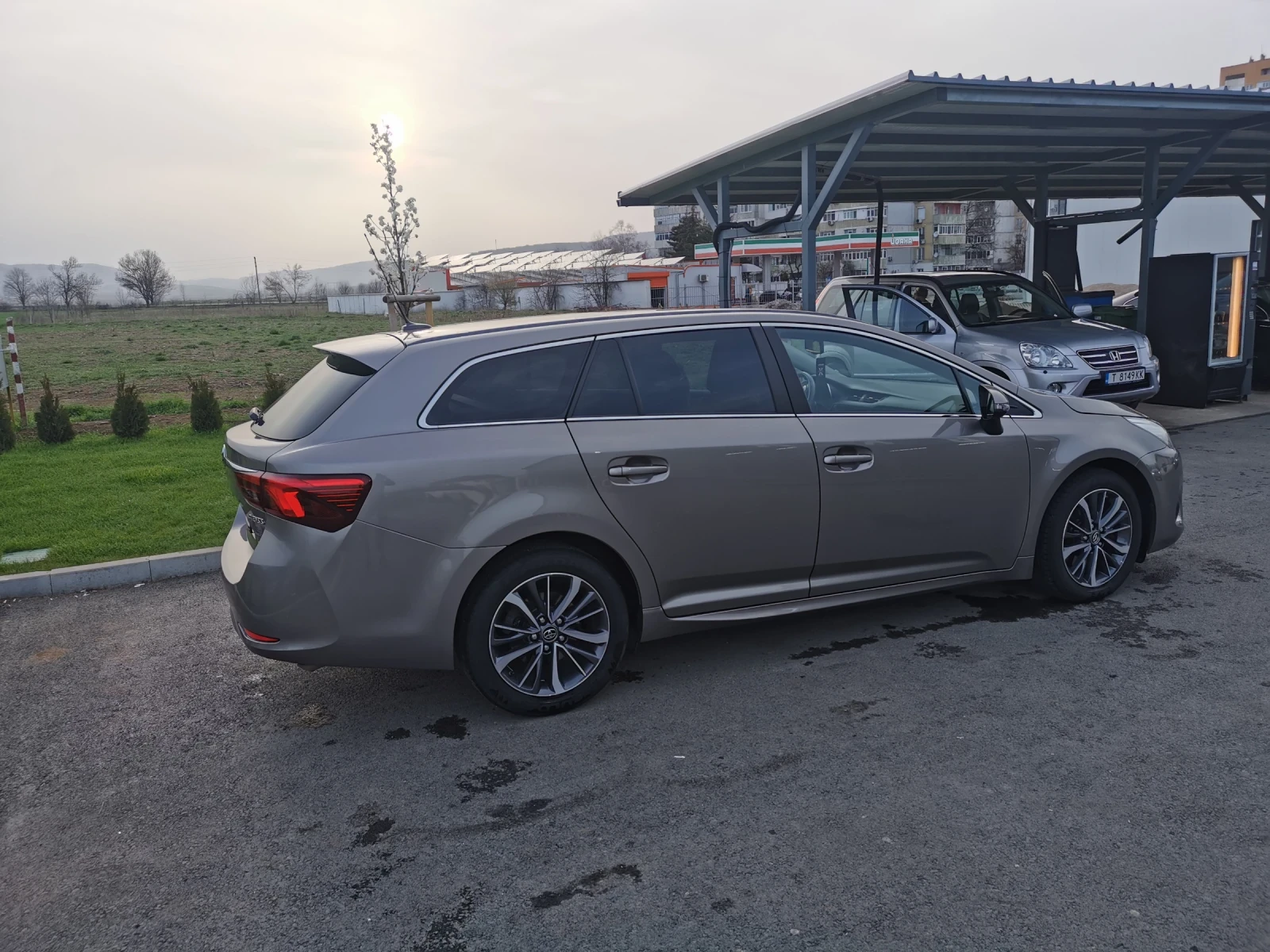 Toyota Avensis  - изображение 8