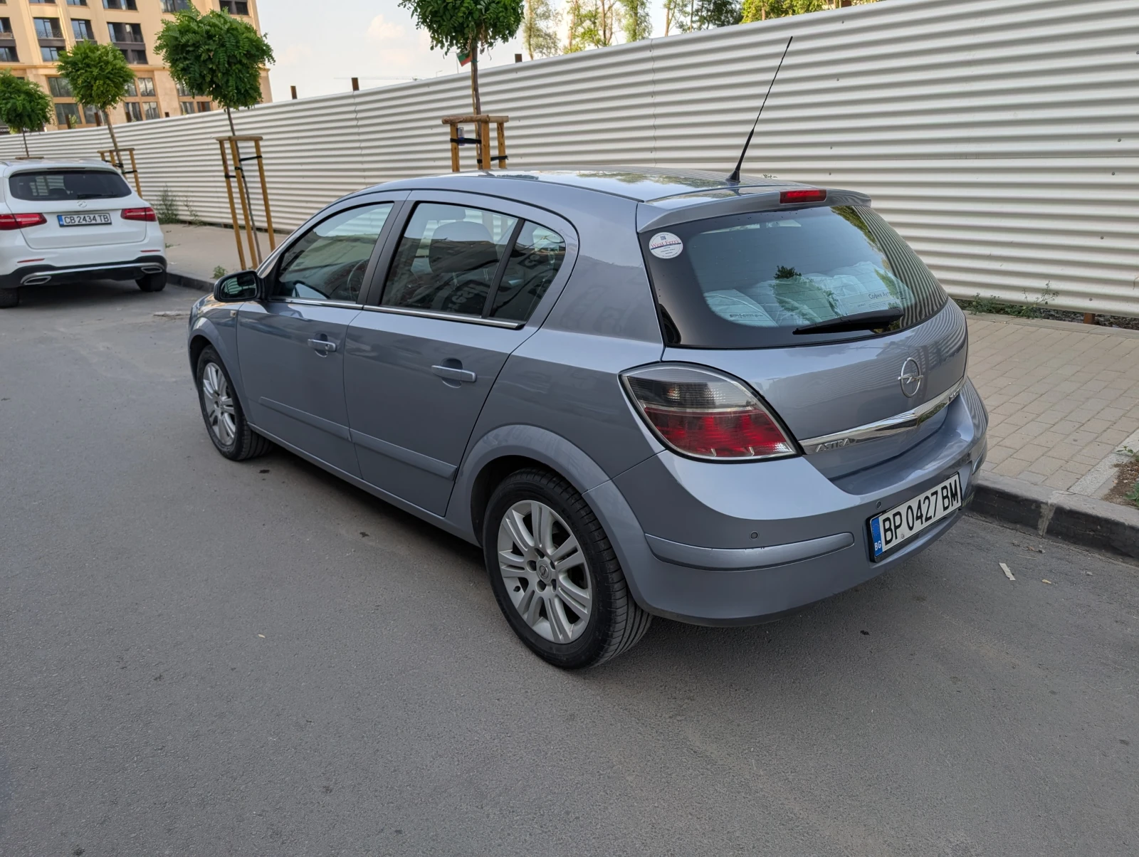 Opel Astra Cosmo Z19DT - изображение 7