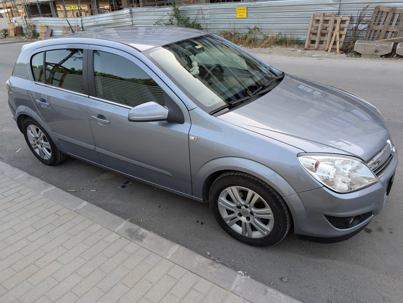 Opel Astra Cosmo Z19DT - изображение 3
