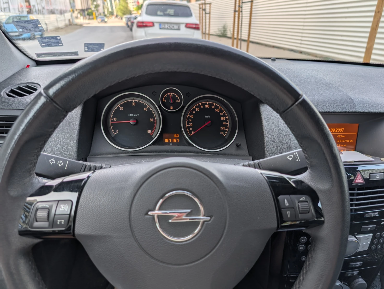 Opel Astra Cosmo Z19DT - изображение 9