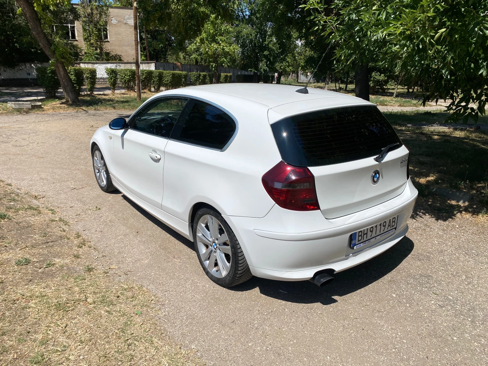 BMW 123 123d - изображение 4
