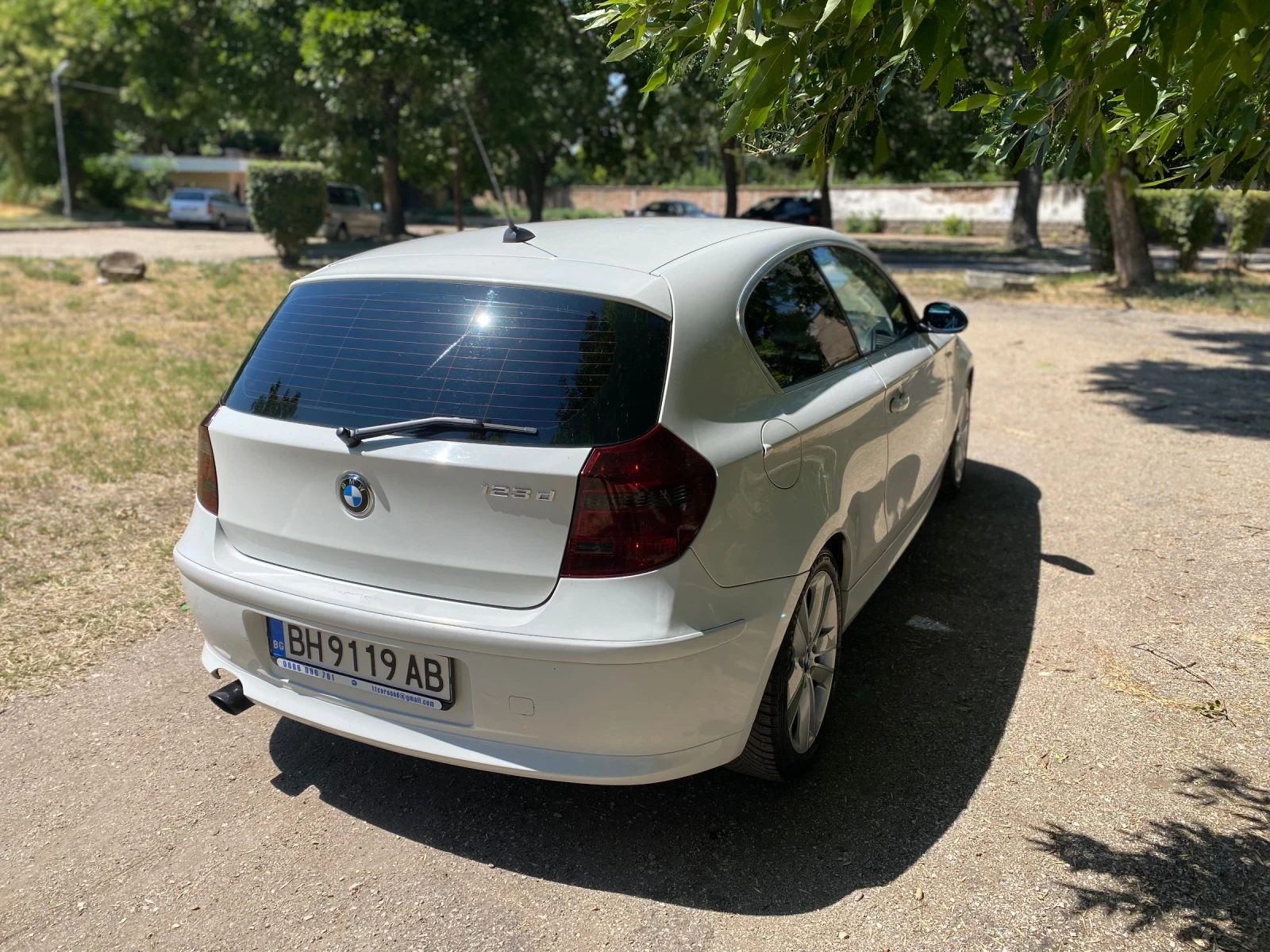 BMW 123 123d - изображение 3