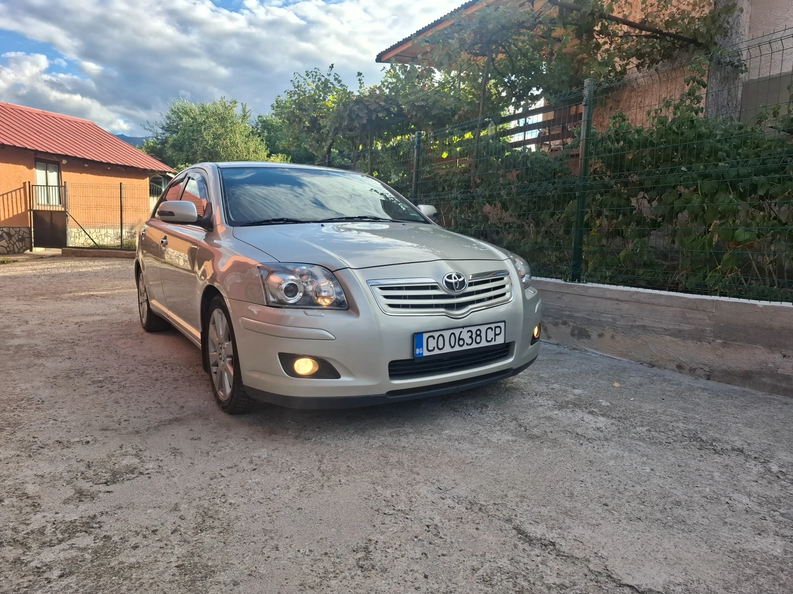 Toyota Avensis 2.0 Facelif | Mobile.bg — изображение 14