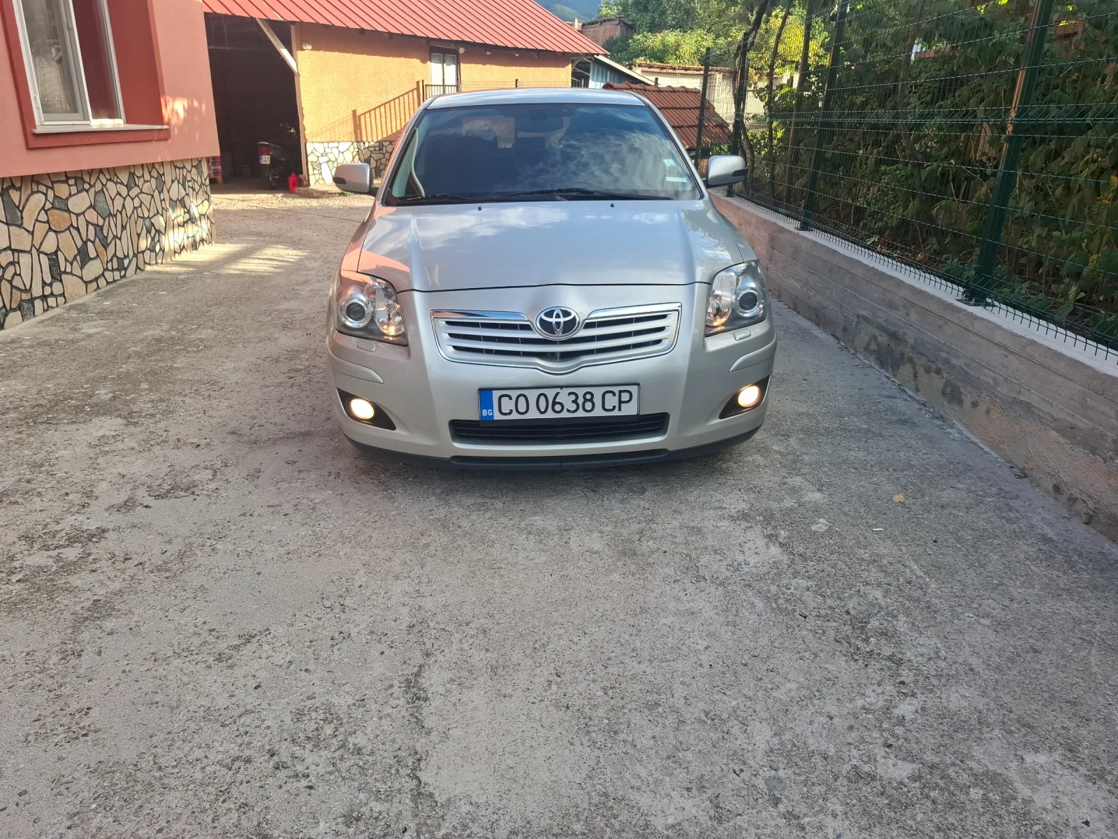 Toyota Avensis 2.0 Facelif | Mobile.bg — изображение 13