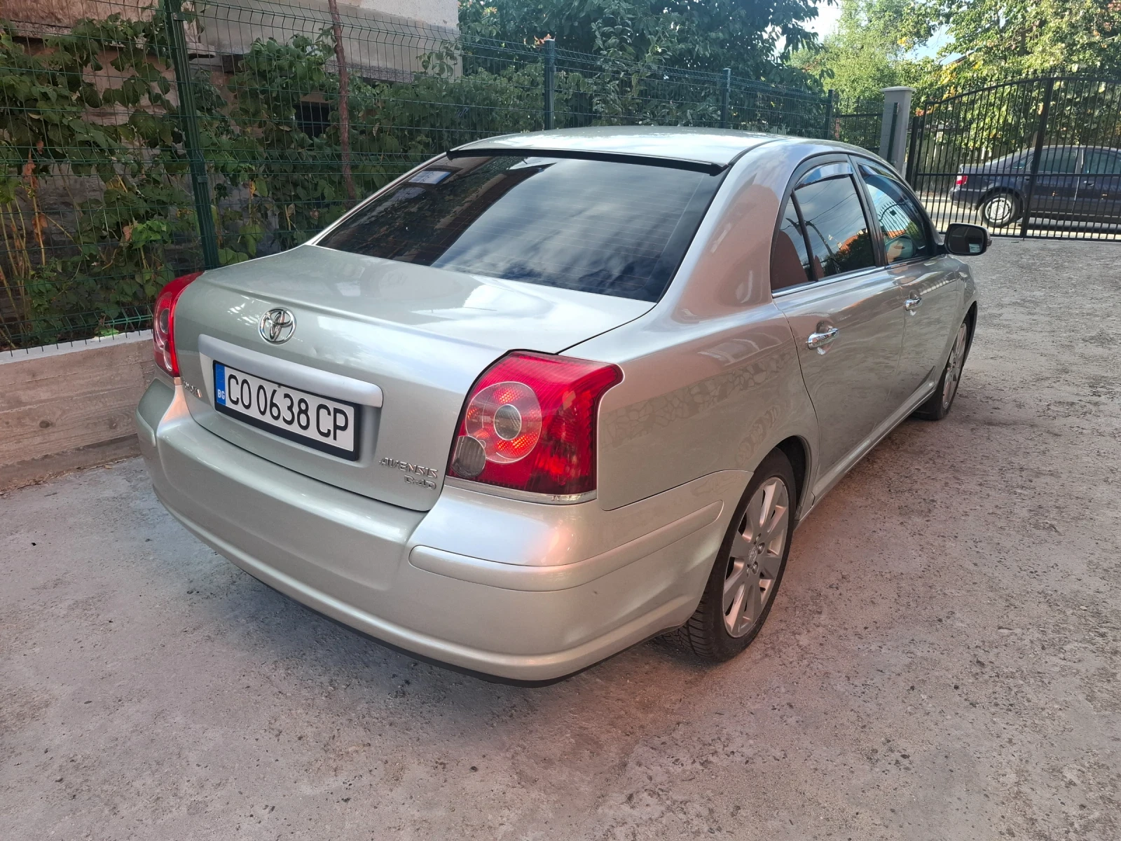 Toyota Avensis 2.0 Facelif | Mobile.bg — изображение 10