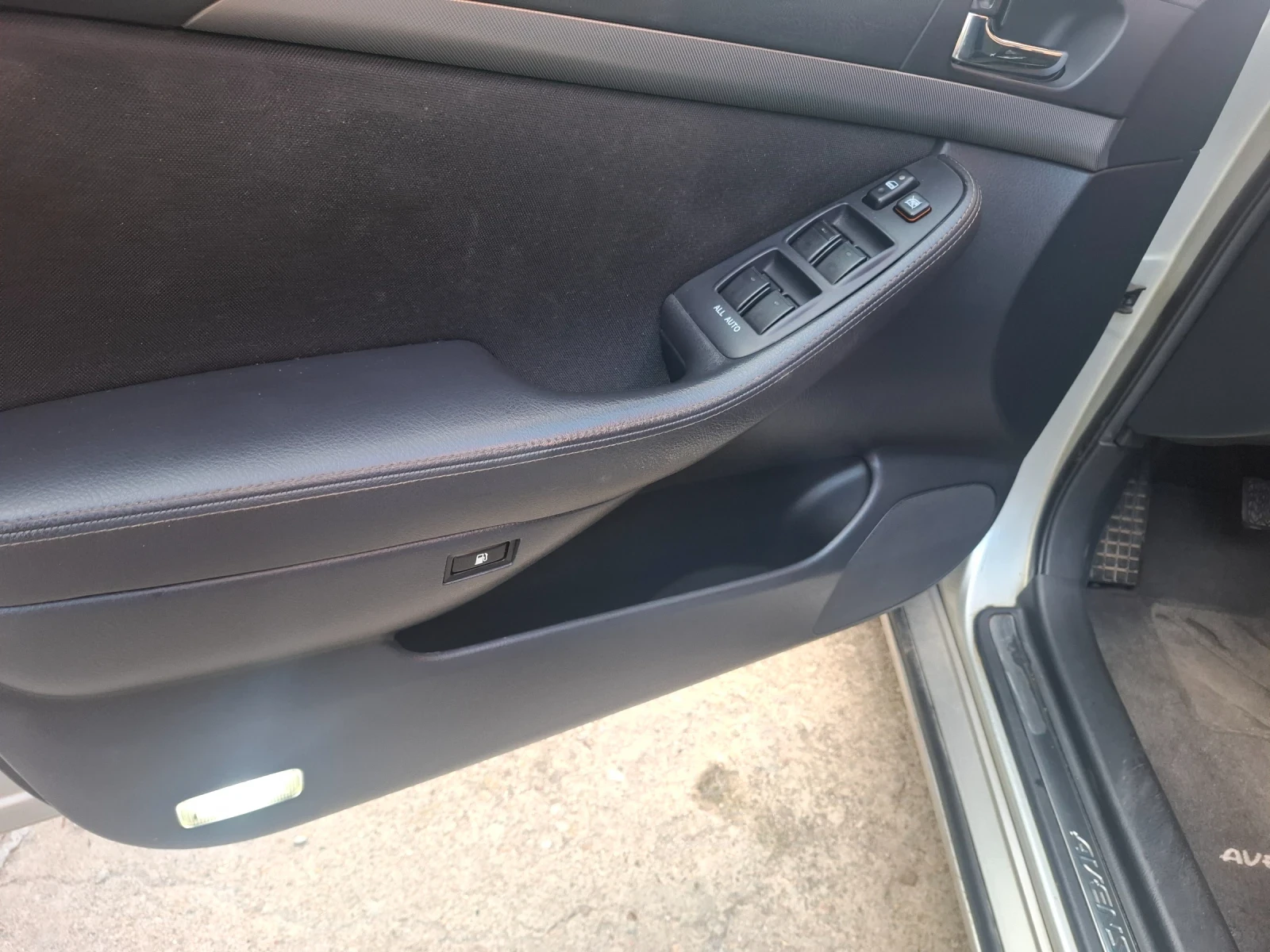 Toyota Avensis 2.0 Facelif | Mobile.bg — изображение 4