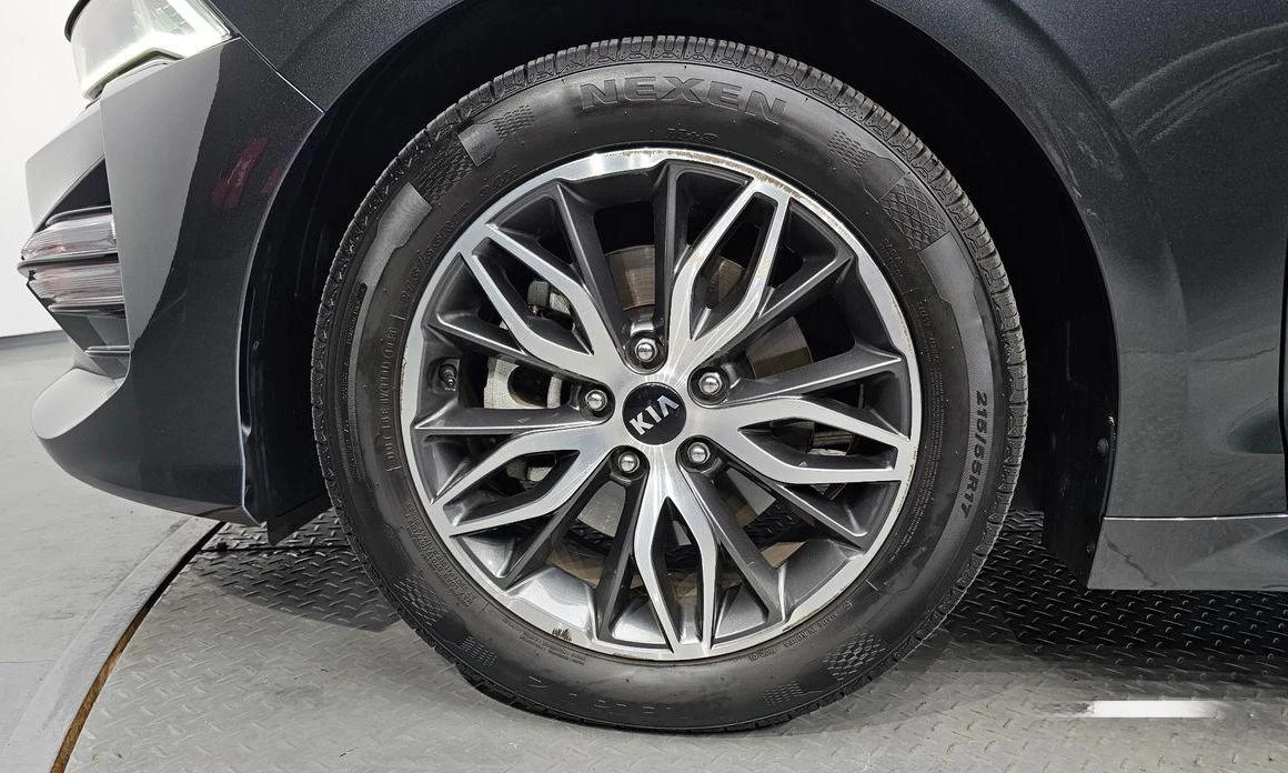 Kia K5  - изображение 5