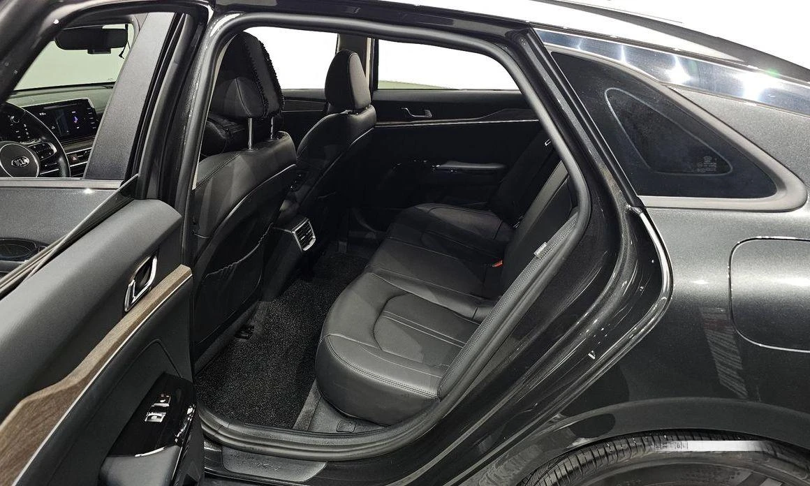 Kia K5 | Mobile.bg   11