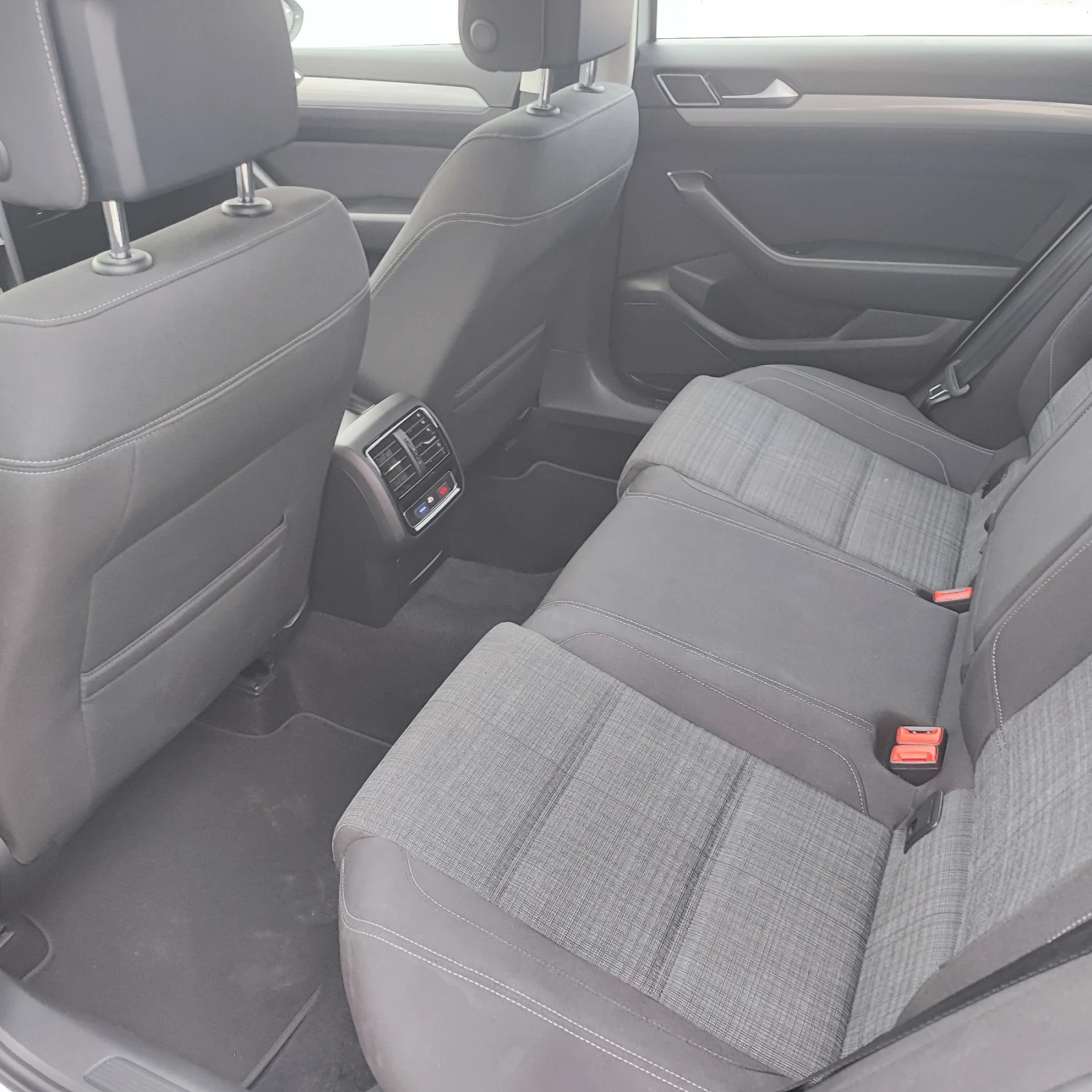 VW Passat FACELIFT* DSG* FULL LED* CAMERA* START STOP | Mobile.bg � ����������� 12