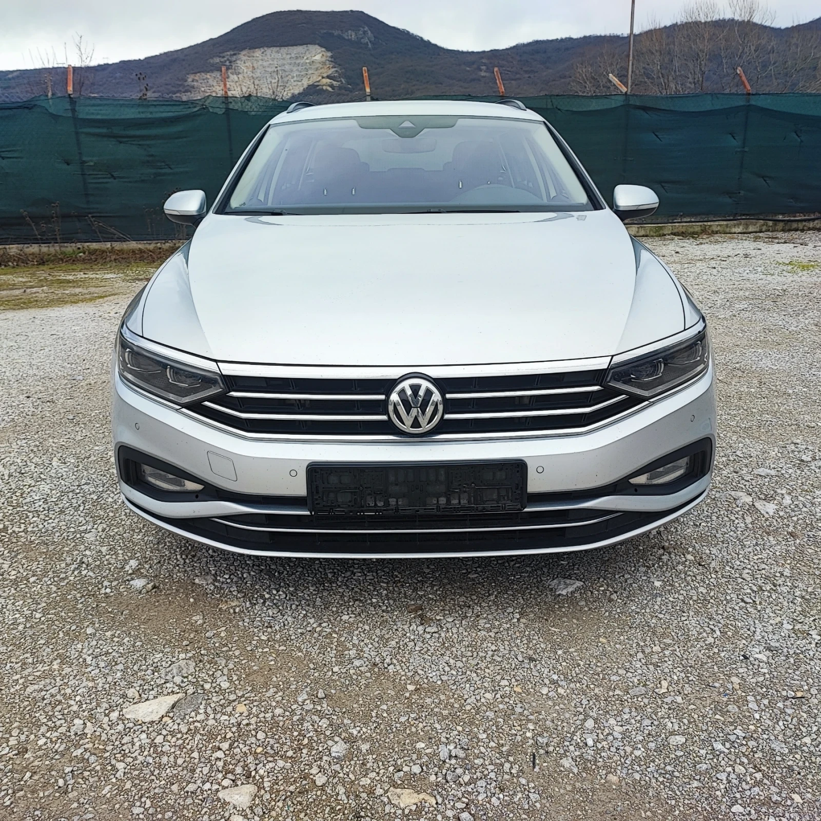 VW Passat FACELIFT* DSG* FULL LED* CAMERA* START STOP - изображение 2