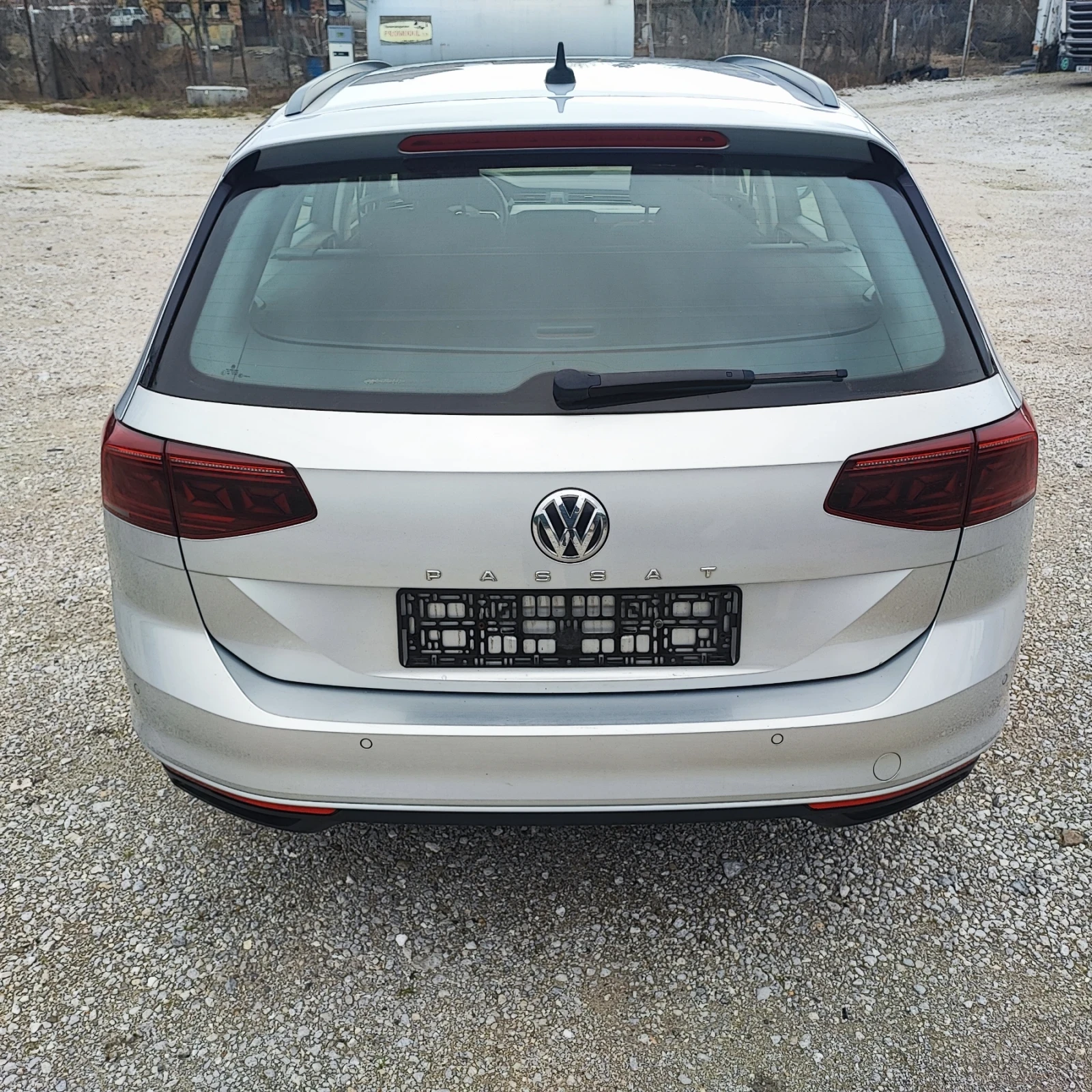 VW Passat FACELIFT* DSG* FULL LED* CAMERA* START STOP - изображение 6