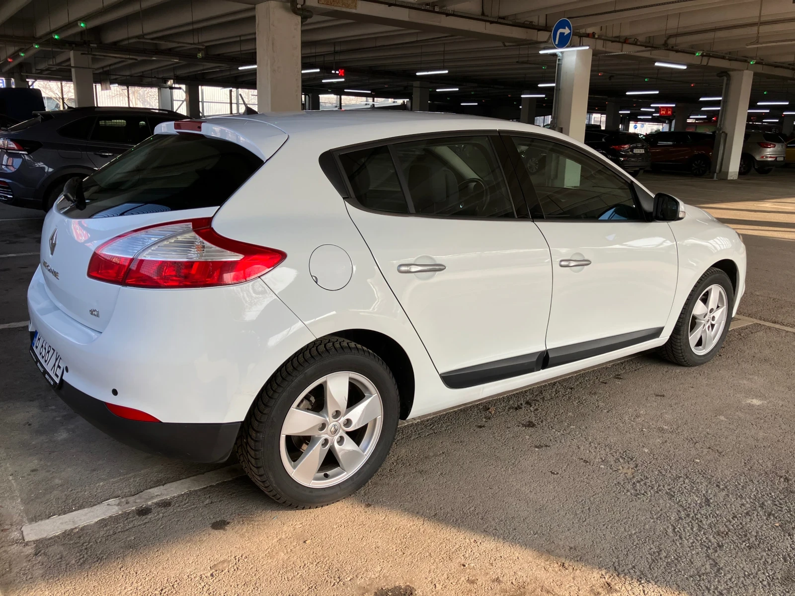 Renault Megane 1.5 Dci 110k.c., снимка 6 - Автомобили и джипове - 53731987
