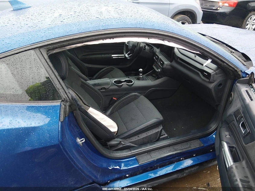 Ford Mustang 5l Gt Fastback, снимка 5 - Автомобили и джипове - 53751578