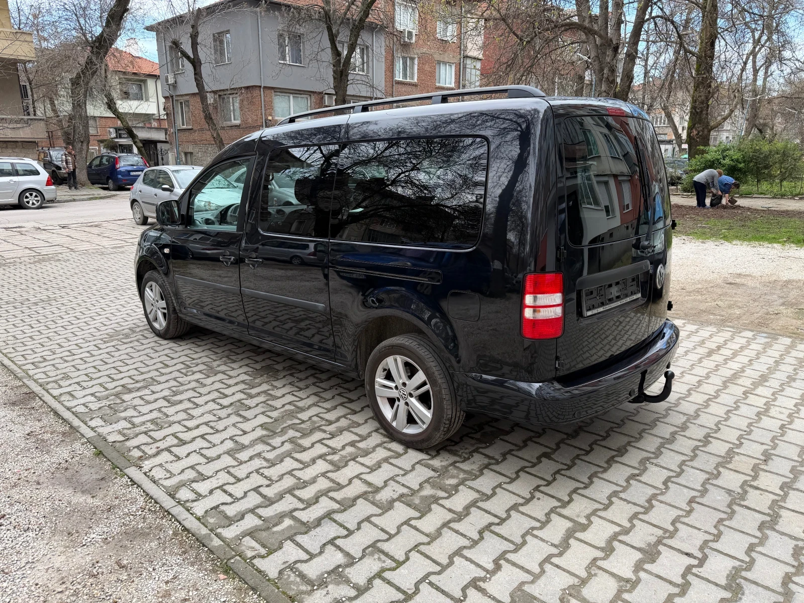 VW Caddy 2.0 Ecofuel Maxi фабричен метан/бензин, снимка 7 - Автомобили и джипове - 54084867