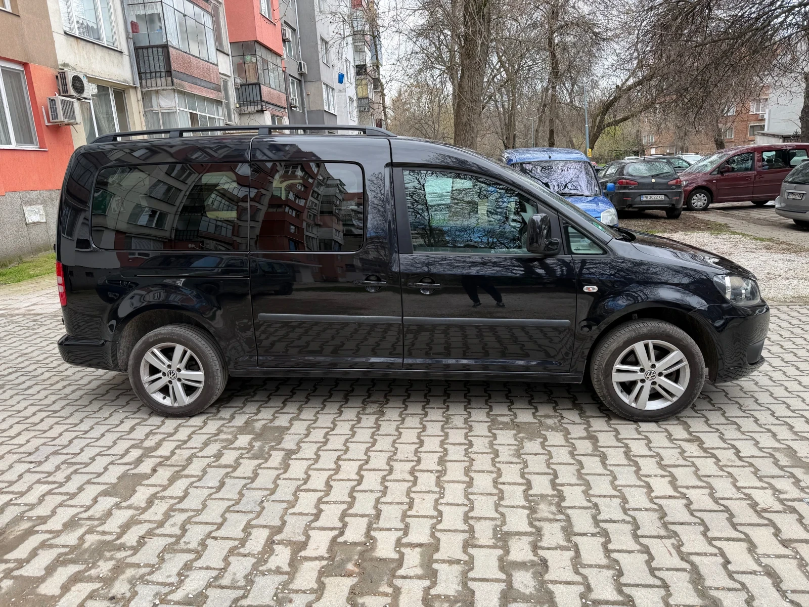 VW Caddy 2.0 Ecofuel Maxi фабричен метан/бензин, снимка 5 - Автомобили и джипове - 54084867