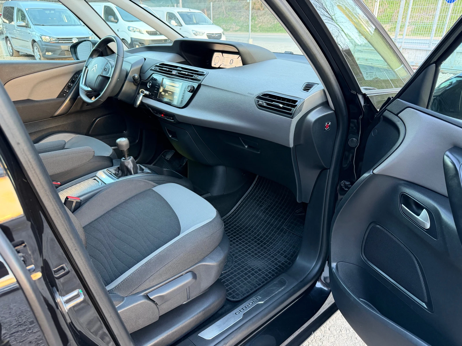 Citroen C4 Picasso 1.6HDI* TOP* KLIMA* 120000KM, снимка 16 - Автомобили и джипове - 54138238