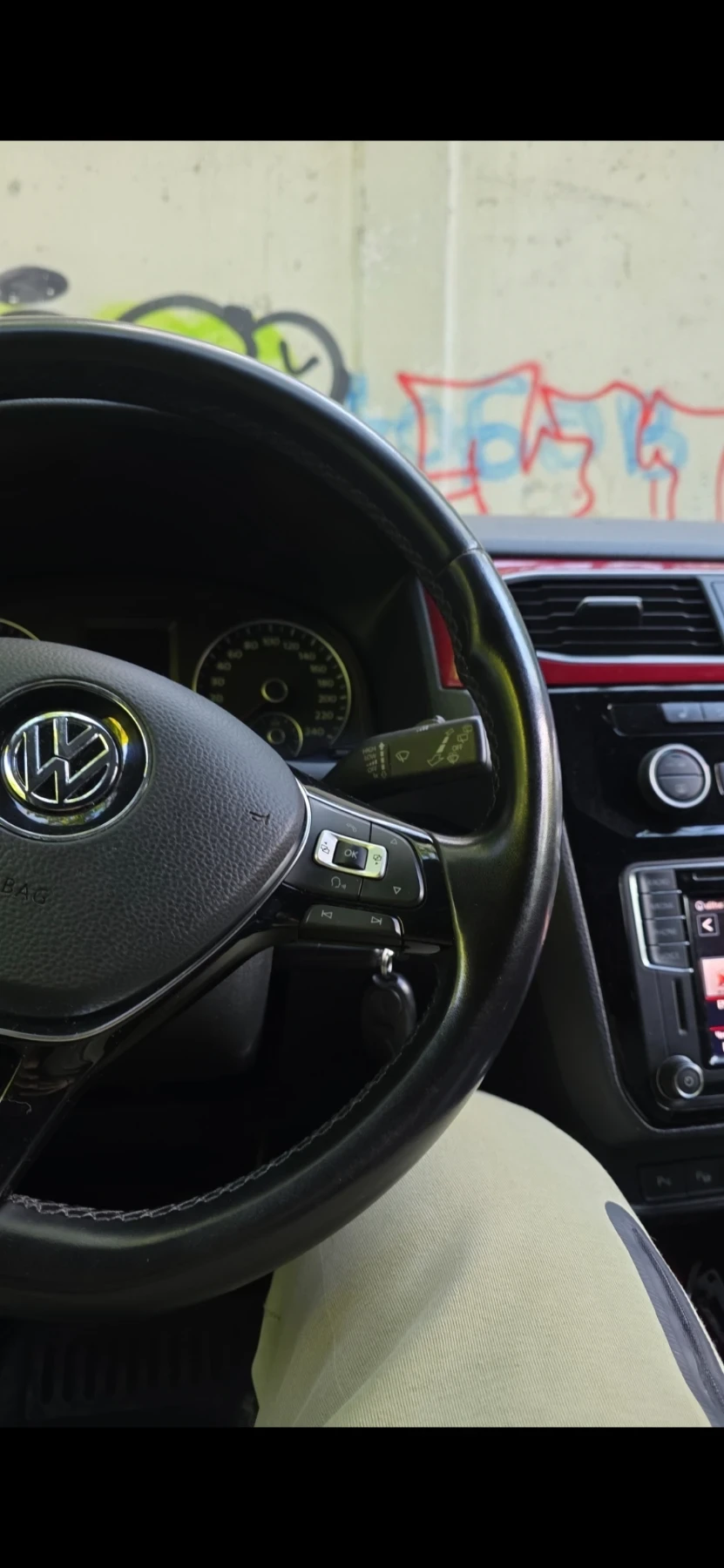 VW Caddy, снимка 4 - Автомобили и джипове - 54226548