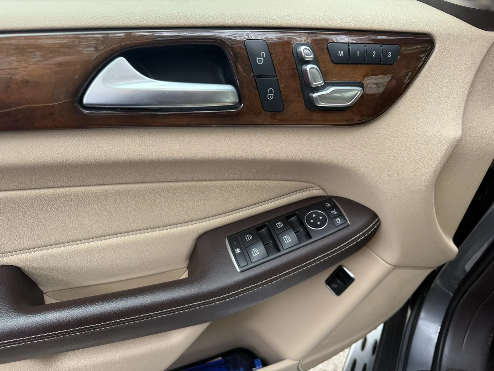 Mercedes-Benz GLS 450 4 matic 7местен, снимка 7 - Автомобили и джипове - 54402588