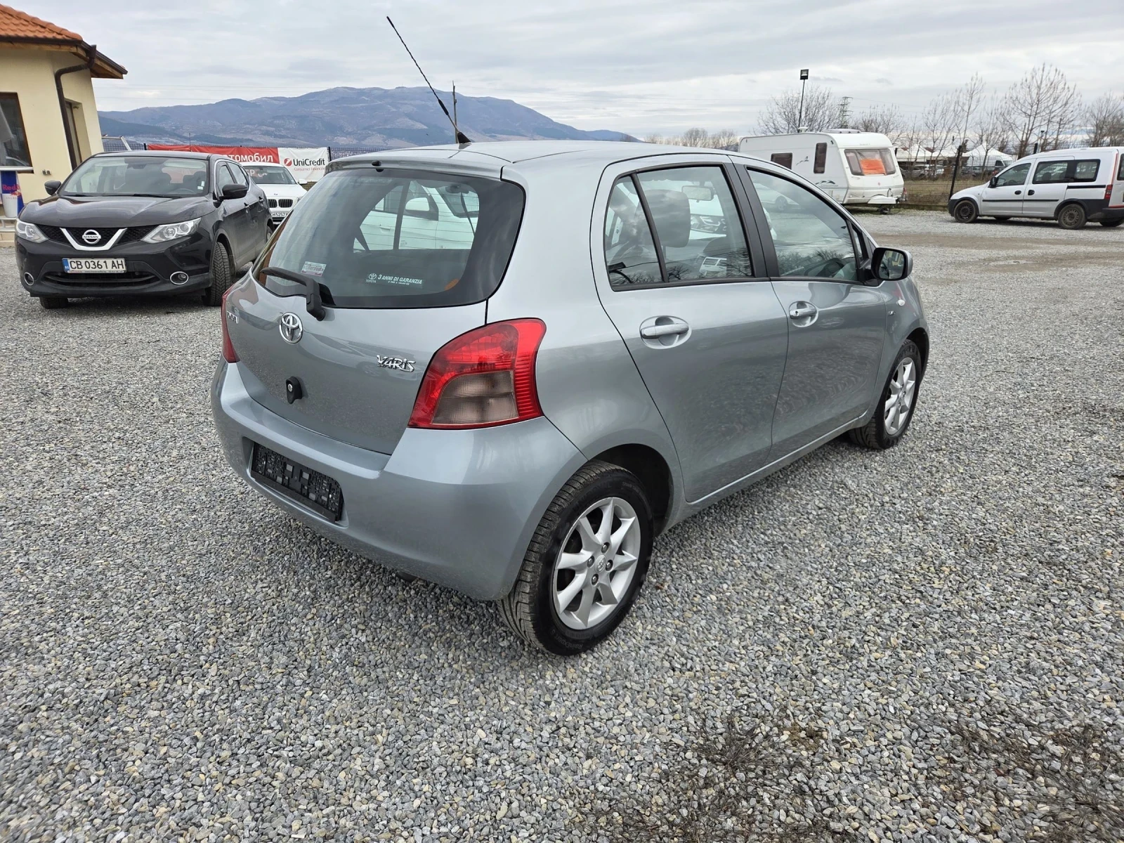 Toyota Yaris 1.4 d4d  automatik, снимка 5 - Автомобили и джипове - 54593766