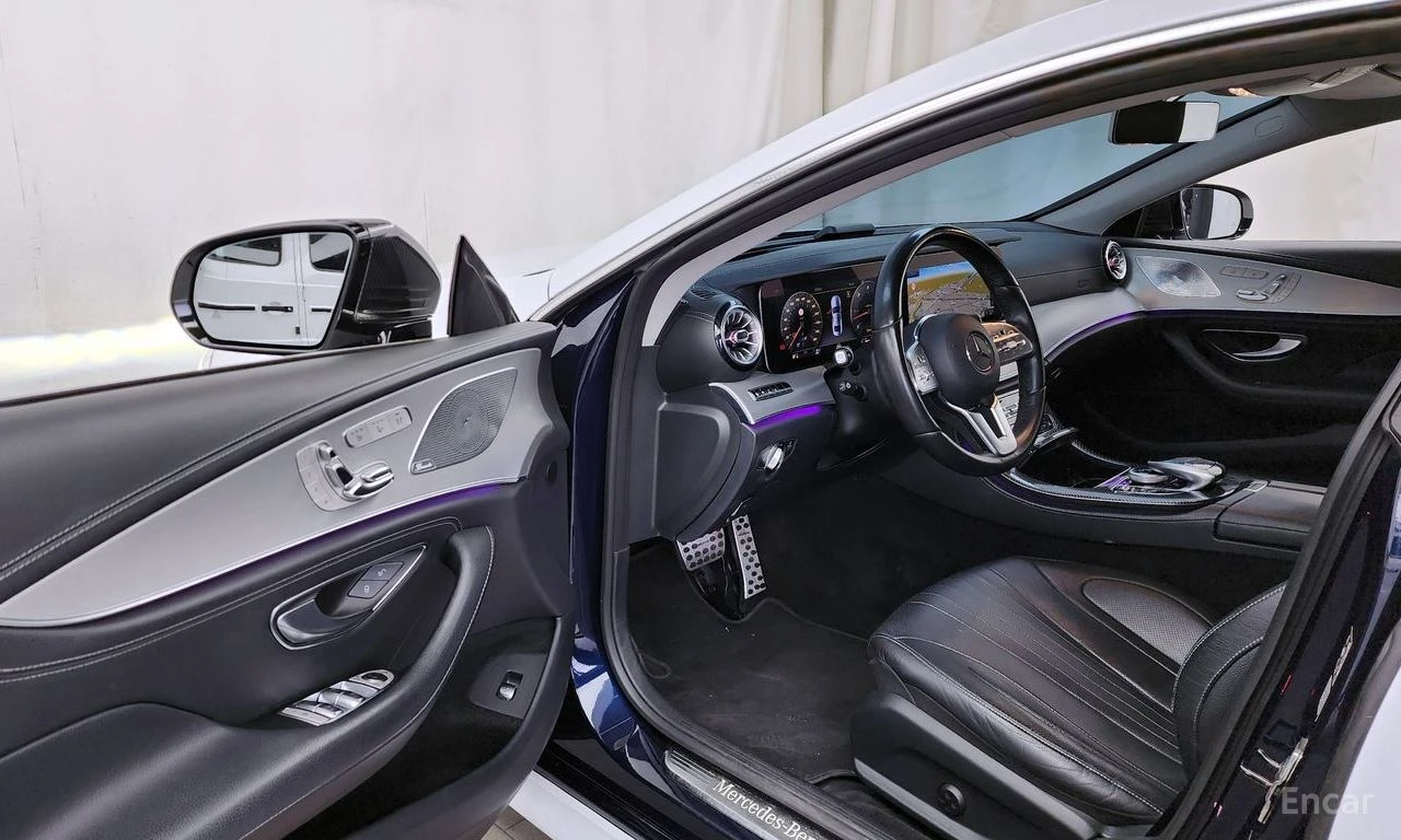 Mercedes-Benz CLS 400 4MATIC* AMG* LINE* BURMESTER* ОБДУХВАНЕ* ХЕДЪП* LA, снимка 5 - Автомобили и джипове - 54731425