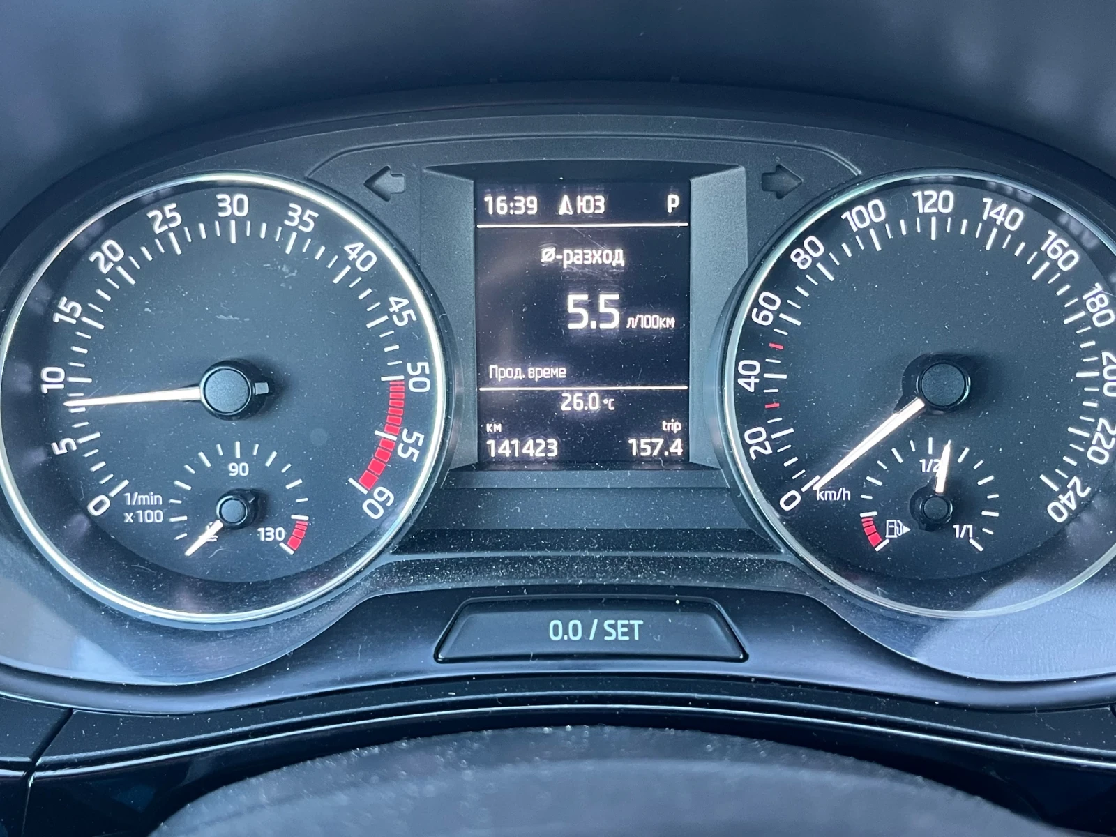 Skoda Fabia 1.2TDi DSG, снимка 14 - Автомобили и джипове - 54916214