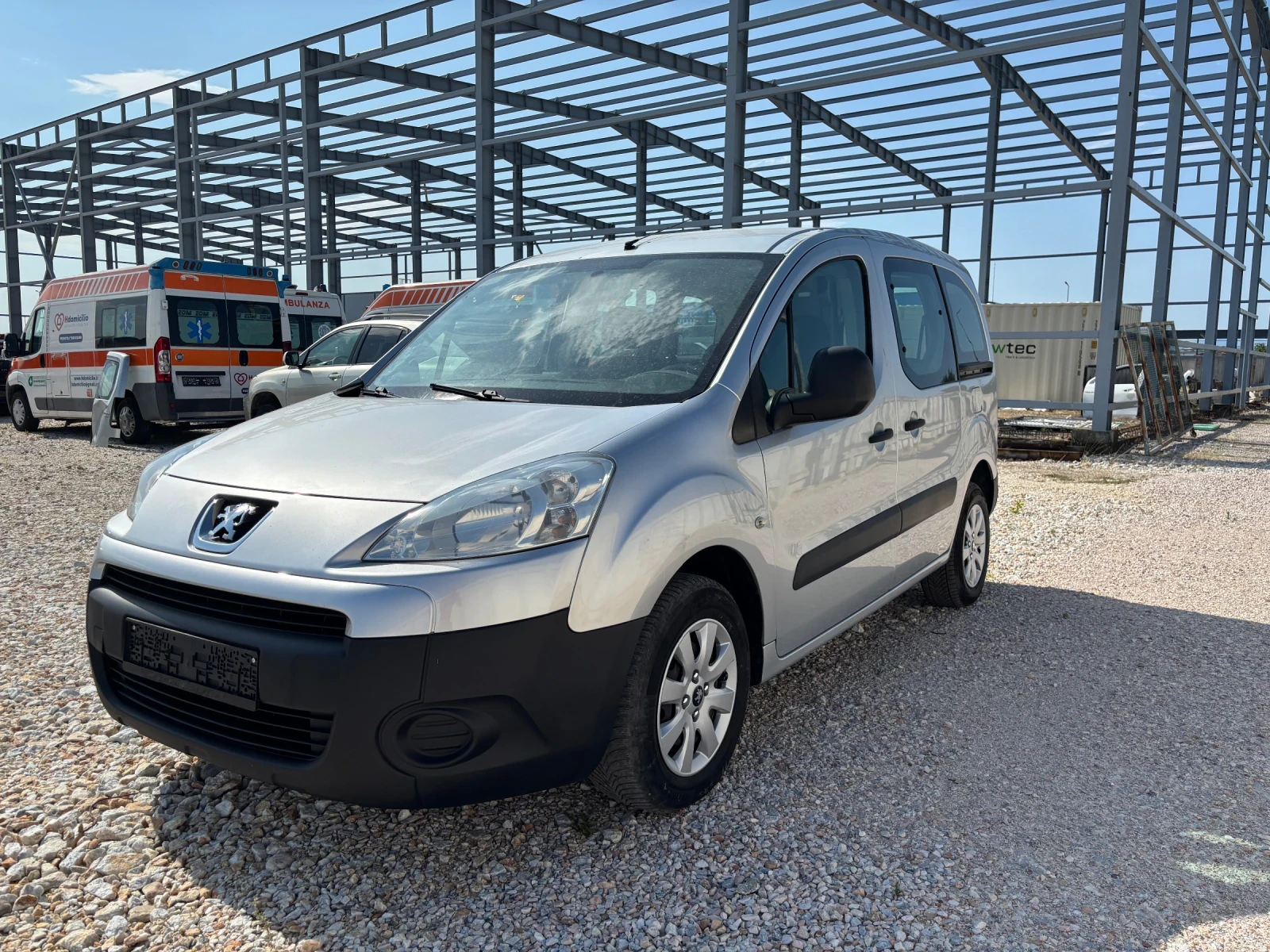 Peugeot Partner, снимка 2 - Автомобили и джипове - 55462849