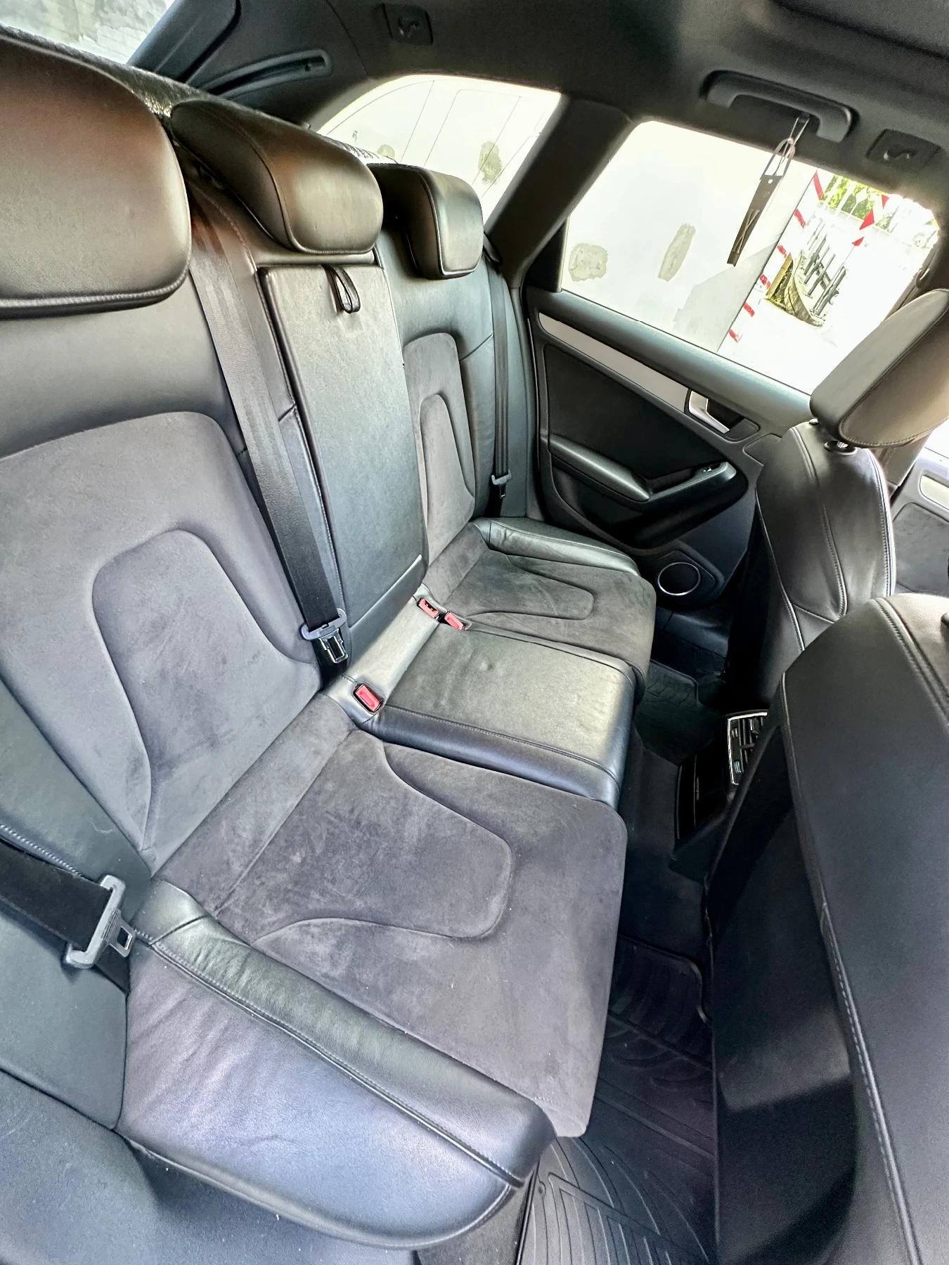 Audi A4 Allroad B&O* Панорама, снимка 10 - Автомобили и джипове - 55629251