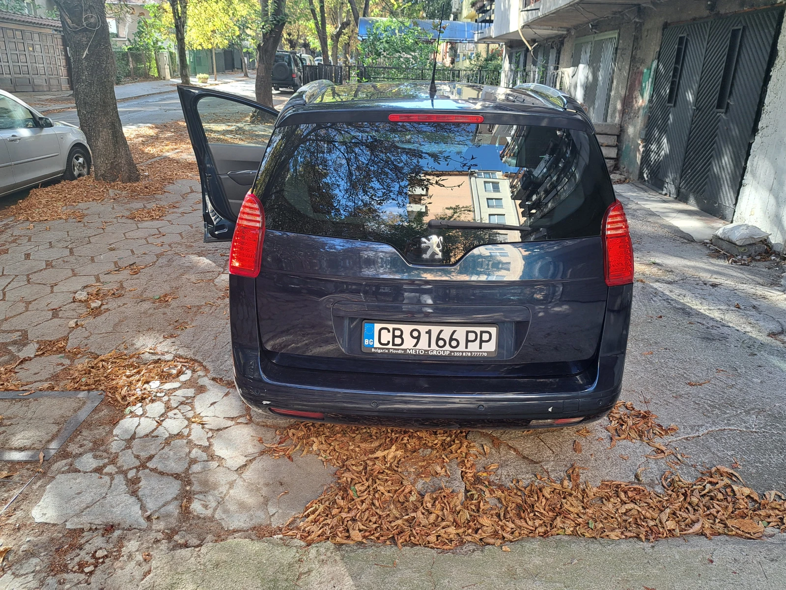 Peugeot 5008, снимка 4 - Автомобили и джипове - 56070967