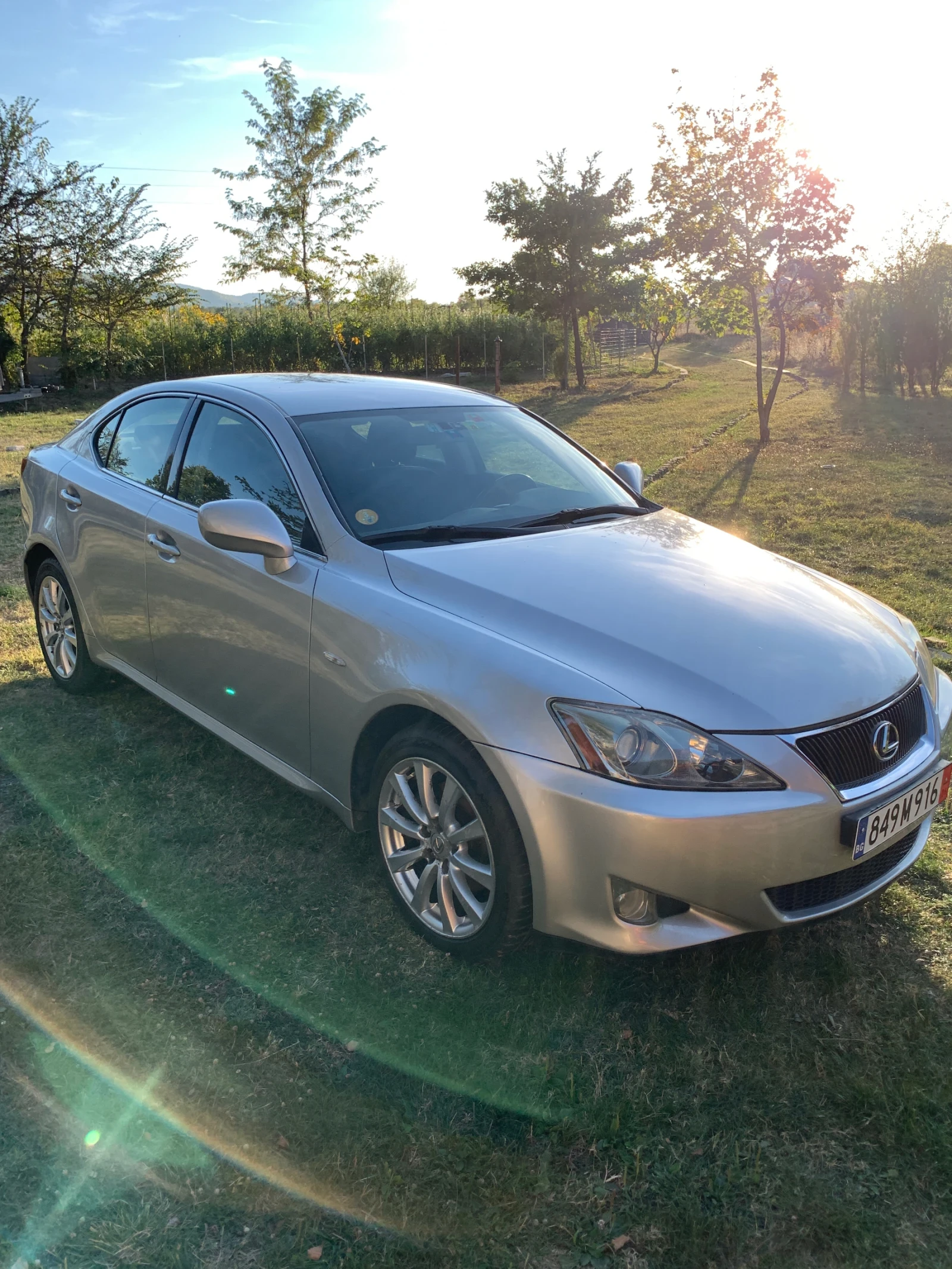 Lexus IS 220d, снимка 4 - Автомобили и джипове - 56481092