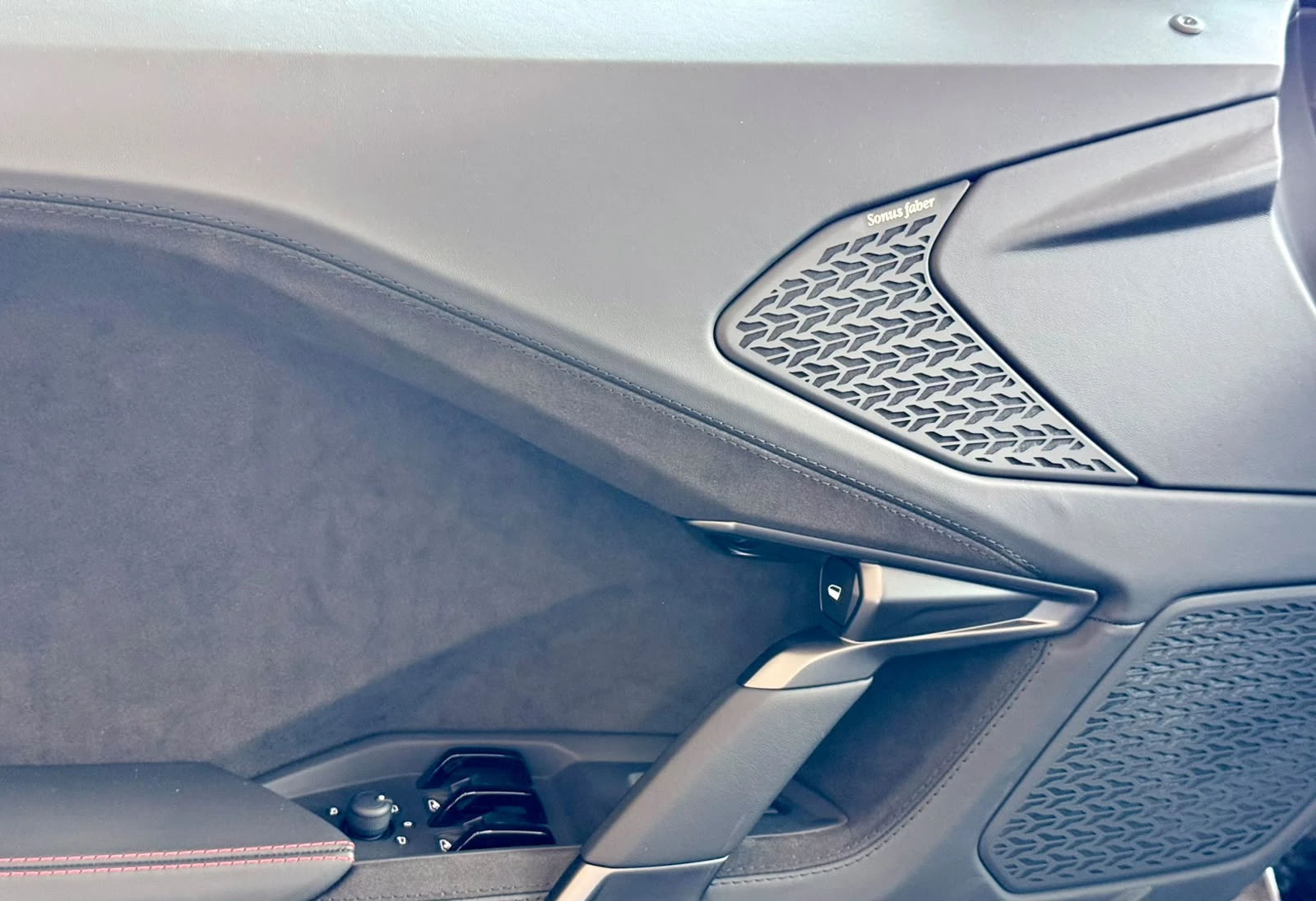 Lamborghini Temerario Nero* Full* ЛИЗИНГ , снимка 7 - Автомобили и джипове - 56534828