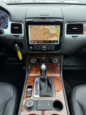 VW Touareg 3.0 TDi DSG  - 24999 € / 48893.79 лв. - 10473881 13
