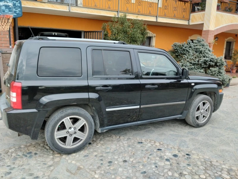 Jeep Patriot, снимка 4 - Автомобили и джипове - 41857779