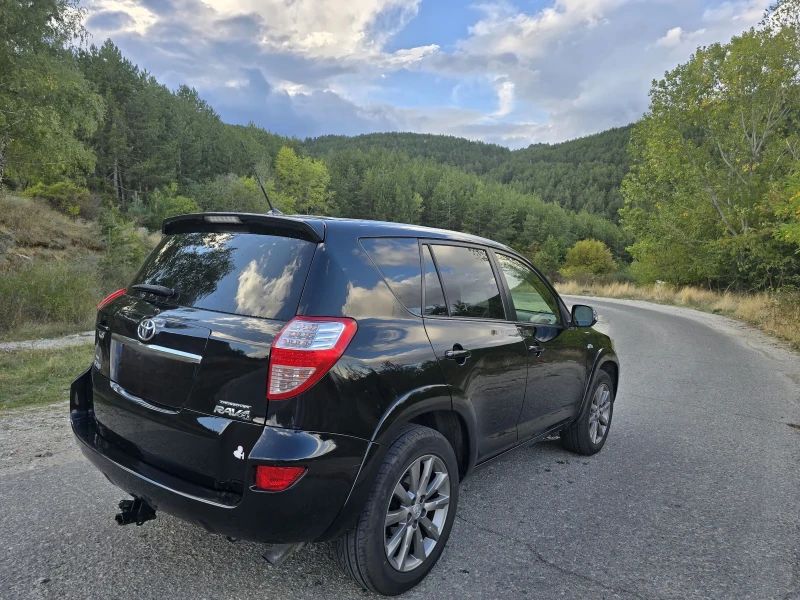 Toyota Rav4, снимка 6 - Автомобили и джипове - 47398111