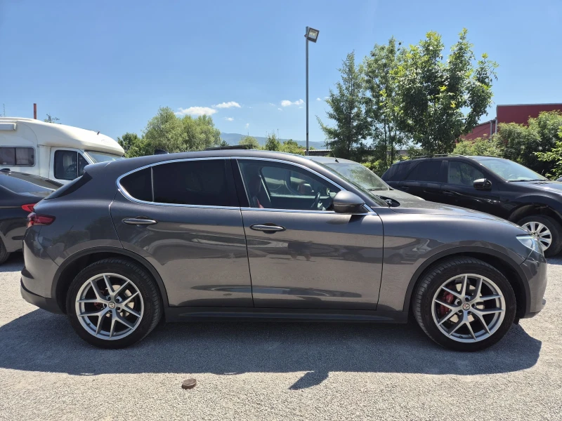 Alfa Romeo Stelvio Q4-210кс, снимка 5 - Автомобили и джипове - 51258449