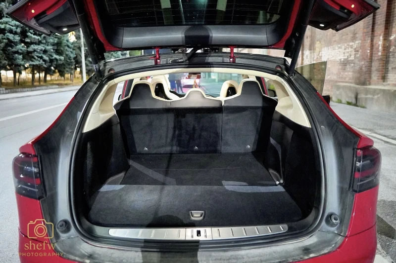 Tesla Model X, снимка 10 - Автомобили и джипове - 52091899