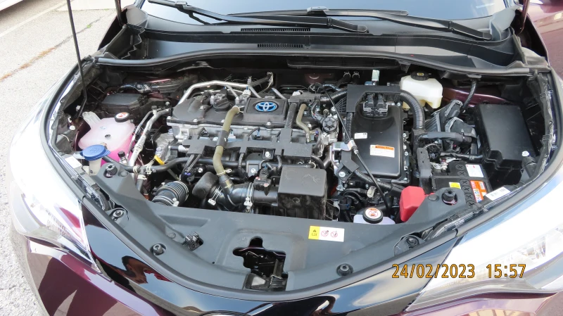 Toyota C-HR 1.8 Hybrid, снимка 5 - Автомобили и джипове - 52236873