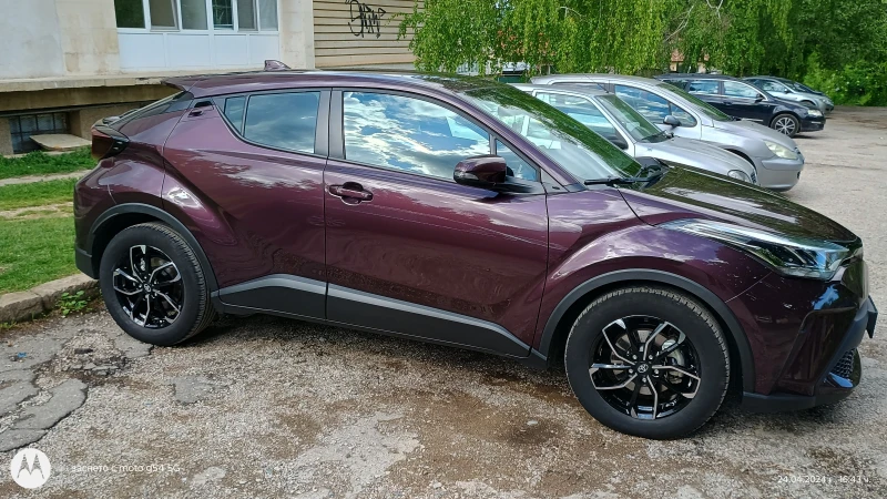 Toyota C-HR 1.8 Hybrid, снимка 2 - Автомобили и джипове - 52236873