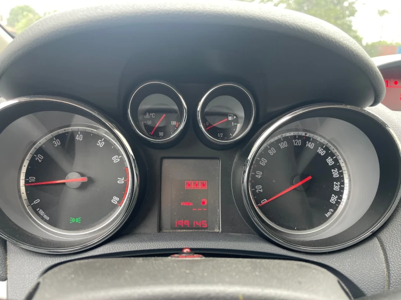 Opel Mokka 1.4TURBO/GPL, снимка 8 - Автомобили и джипове - 52324220