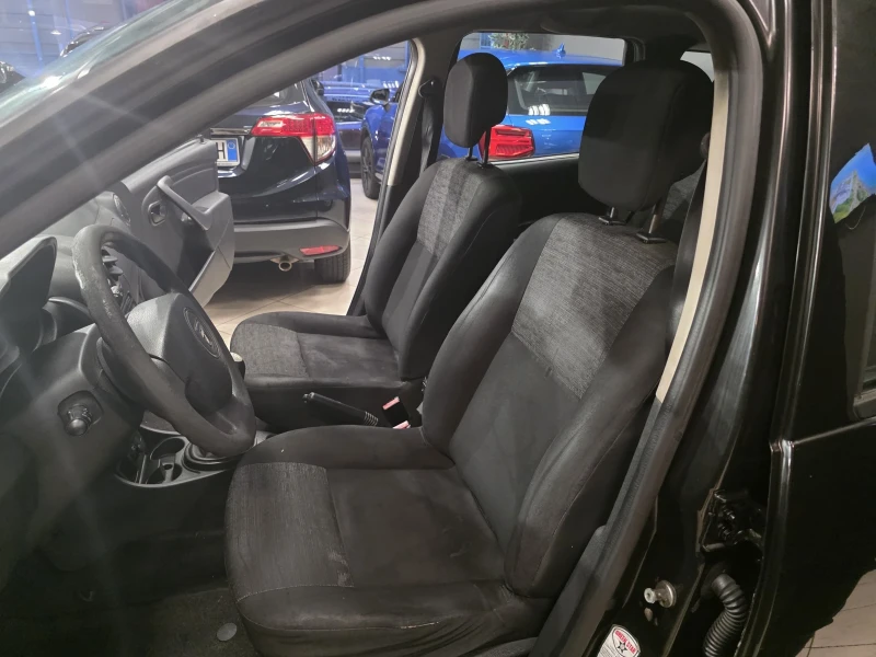 Dacia Duster 1.5dci, снимка 5 - Автомобили и джипове - 53413652