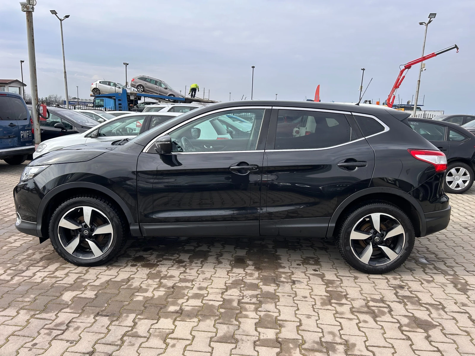 Nissan Qashqai 1.5DCI NAVI/KAMERA EURO 6 - изображение 9