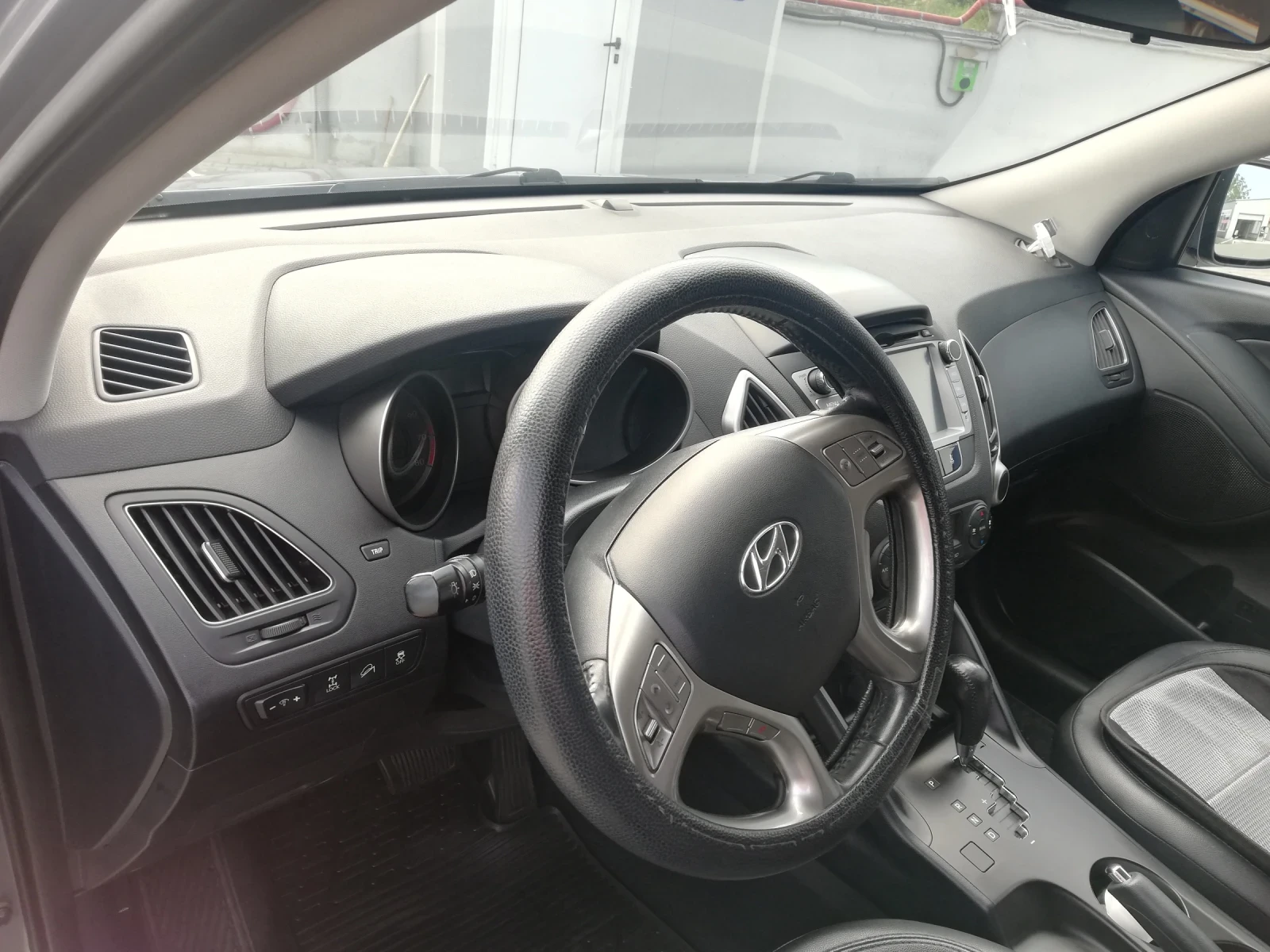 Hyundai IX35 SUV - изображение 2