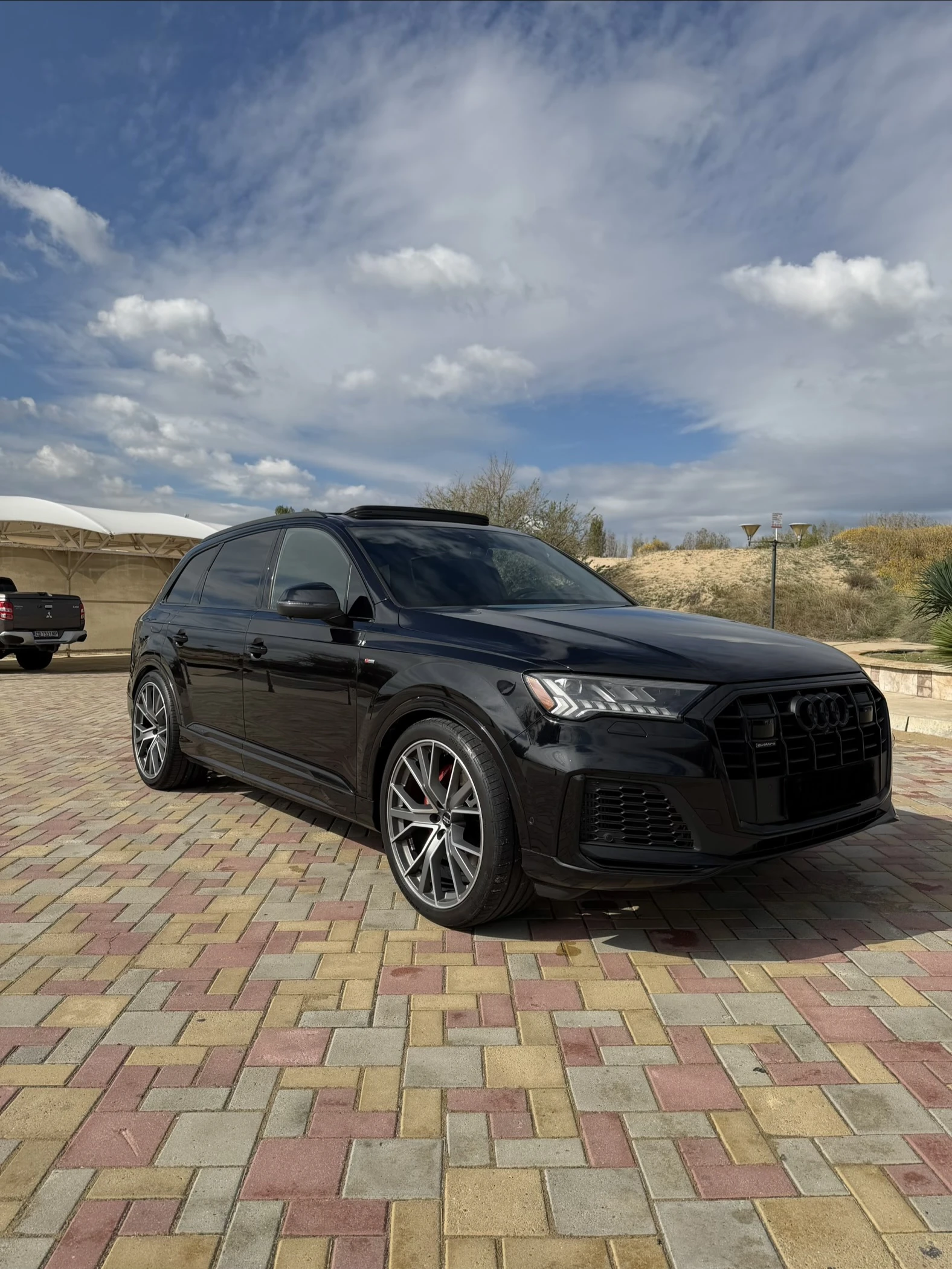 Audi Q7 55TFSI Technik Black optic - изображение 3