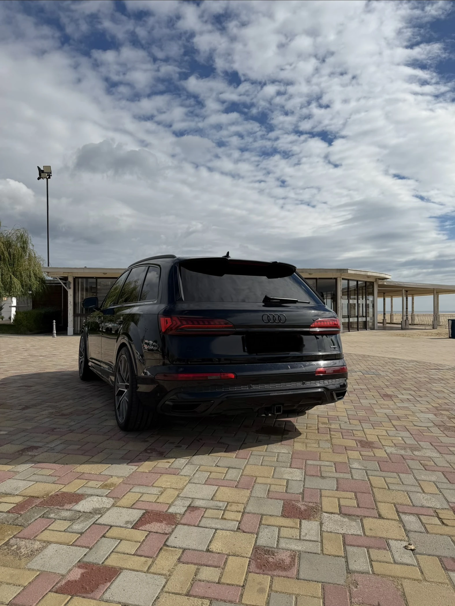 Audi Q7 55TFSI Technik Black optic - изображение 6