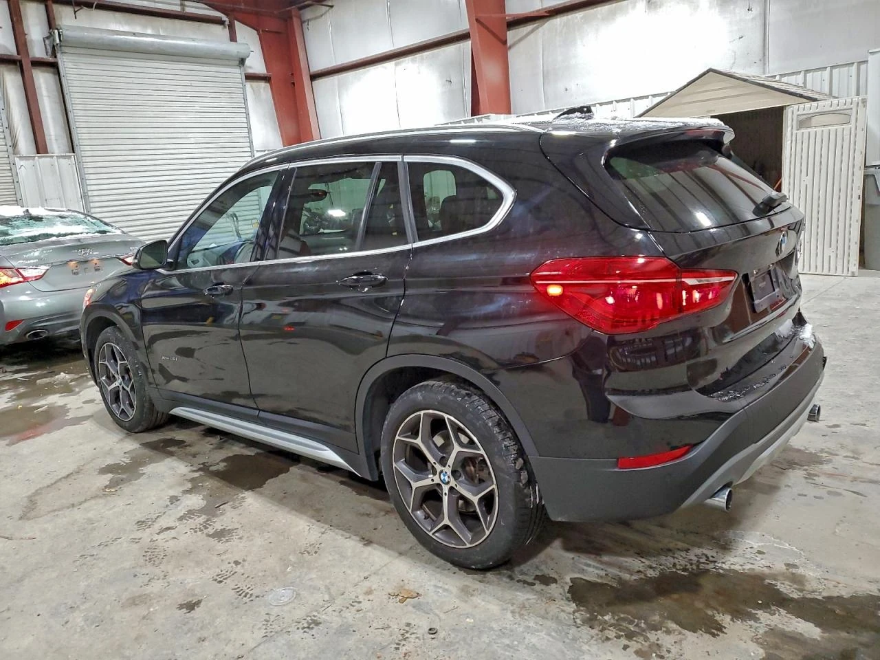 BMW X1 XDrive* B48 * 141 000КМ *  - изображение 2