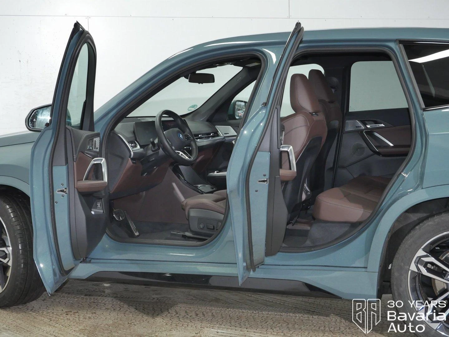 BMW iX1 30 xDrive M Sport Paket | Mobile.bg � ����������� 5