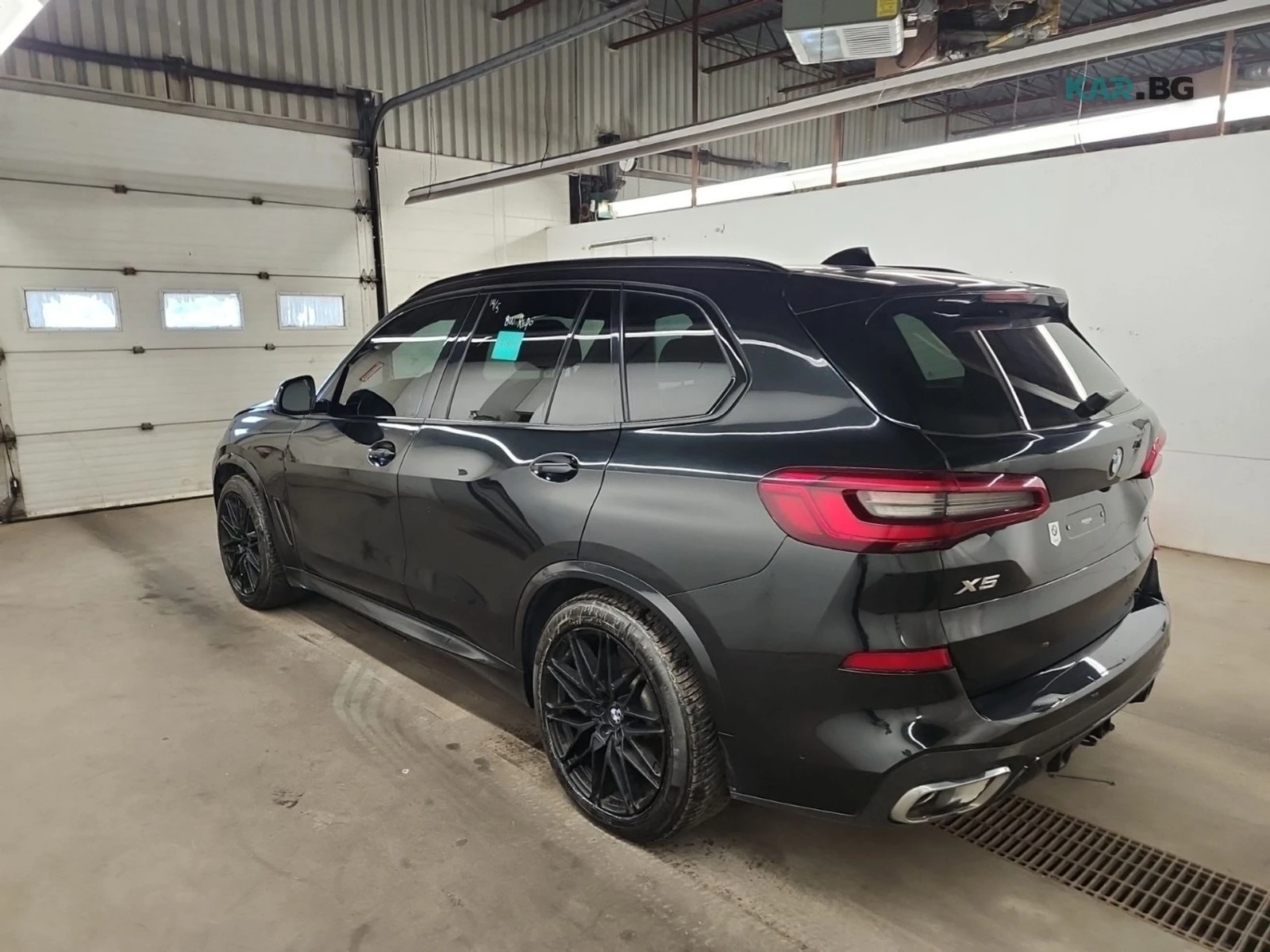 BMW X5 xDrive40i * M-Sport * АвтоКредит* ЦЕНА ДО БЪЛГАРИЯ, снимка 6 - Автомобили и джипове - 54879984