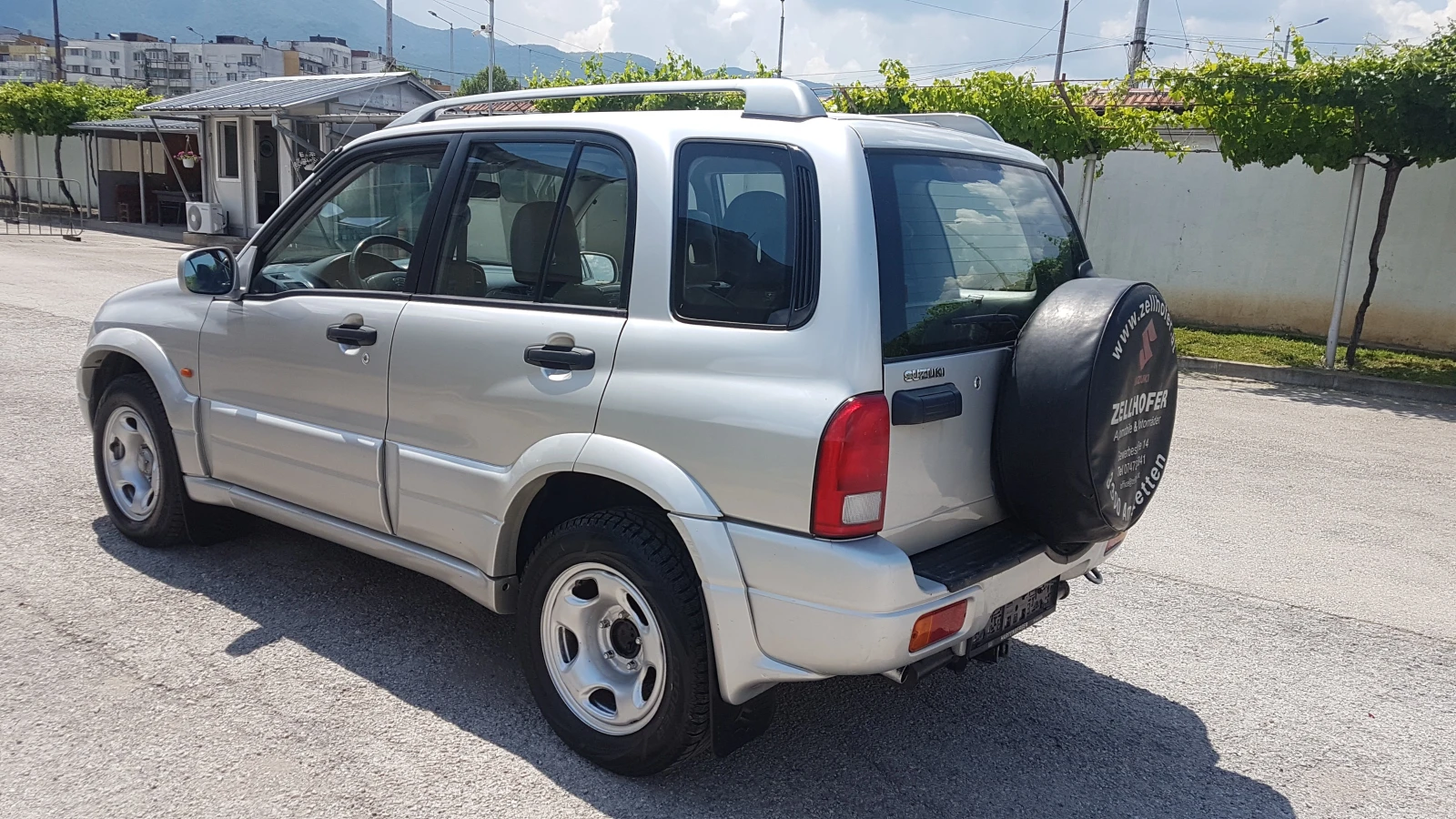 Suzuki Grand vitara 2.0HDI 109кс 4×4, снимка 3 - Автомобили и джипове - 54998768