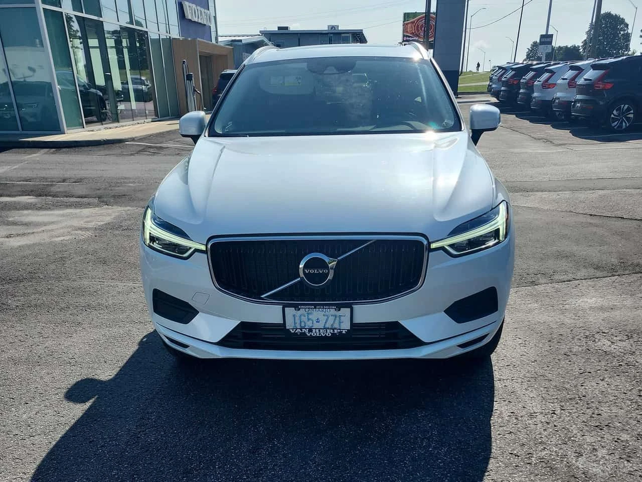Volvo XC60 * Momentum * CARFAX * БЕЗ ПЪРВОНАЧАЛНА ВНОСКА, снимка 6 - Автомобили и джипове - 55408443
