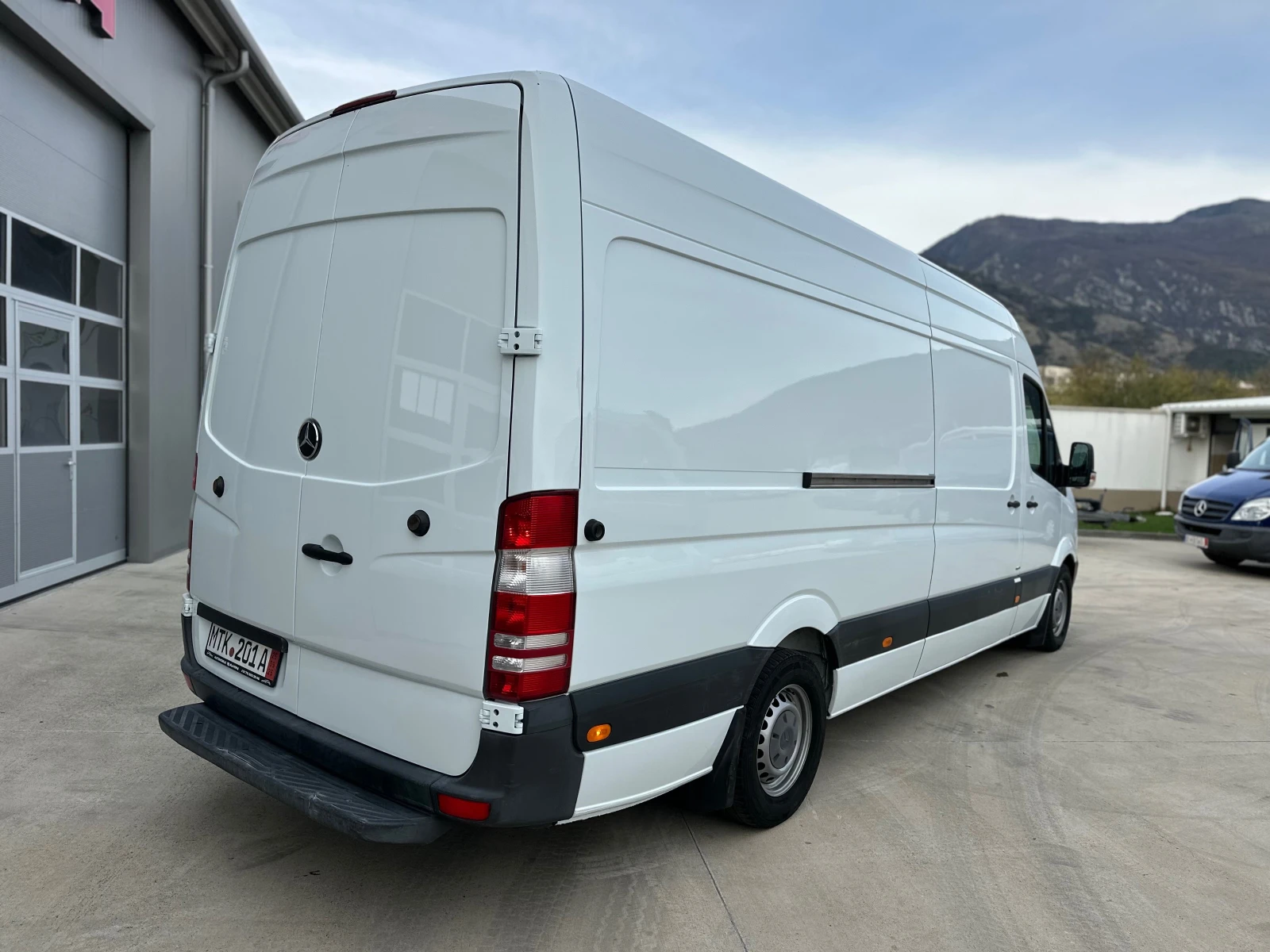 Mercedes-Benz Sprinter 319 ХЛАДИЛЕН!MAXI!EURO6!FULL! - изображение 5
