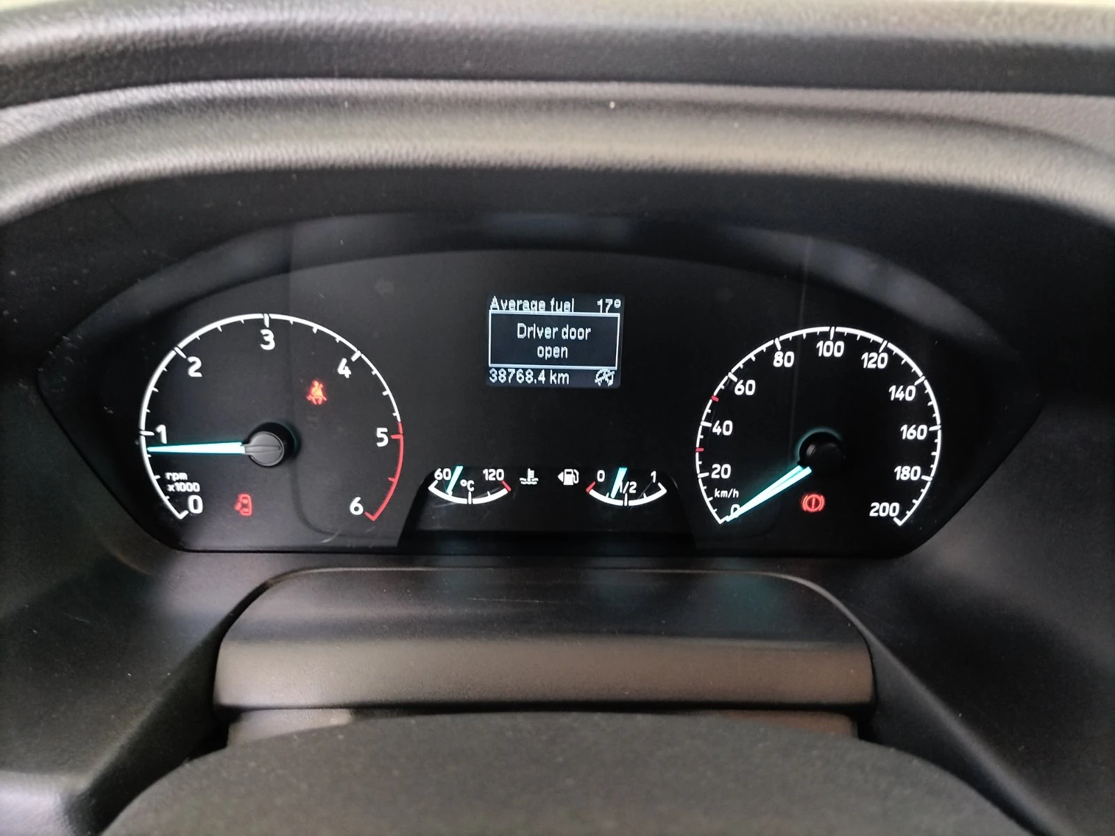 Ford Transit 2.0TDCI/105к.с./2+ 1/L2, снимка 11 - Бусове и автобуси - 54596352
